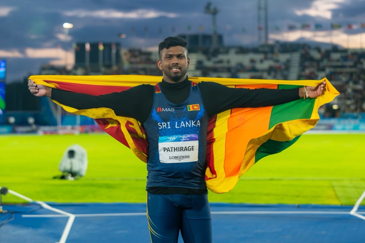 රුමේෂ් තරංග හෙල්ල විසිකිරීමේ ලෝක ශ්‍රේණිගත කිරීම්වල පෙරමුණට