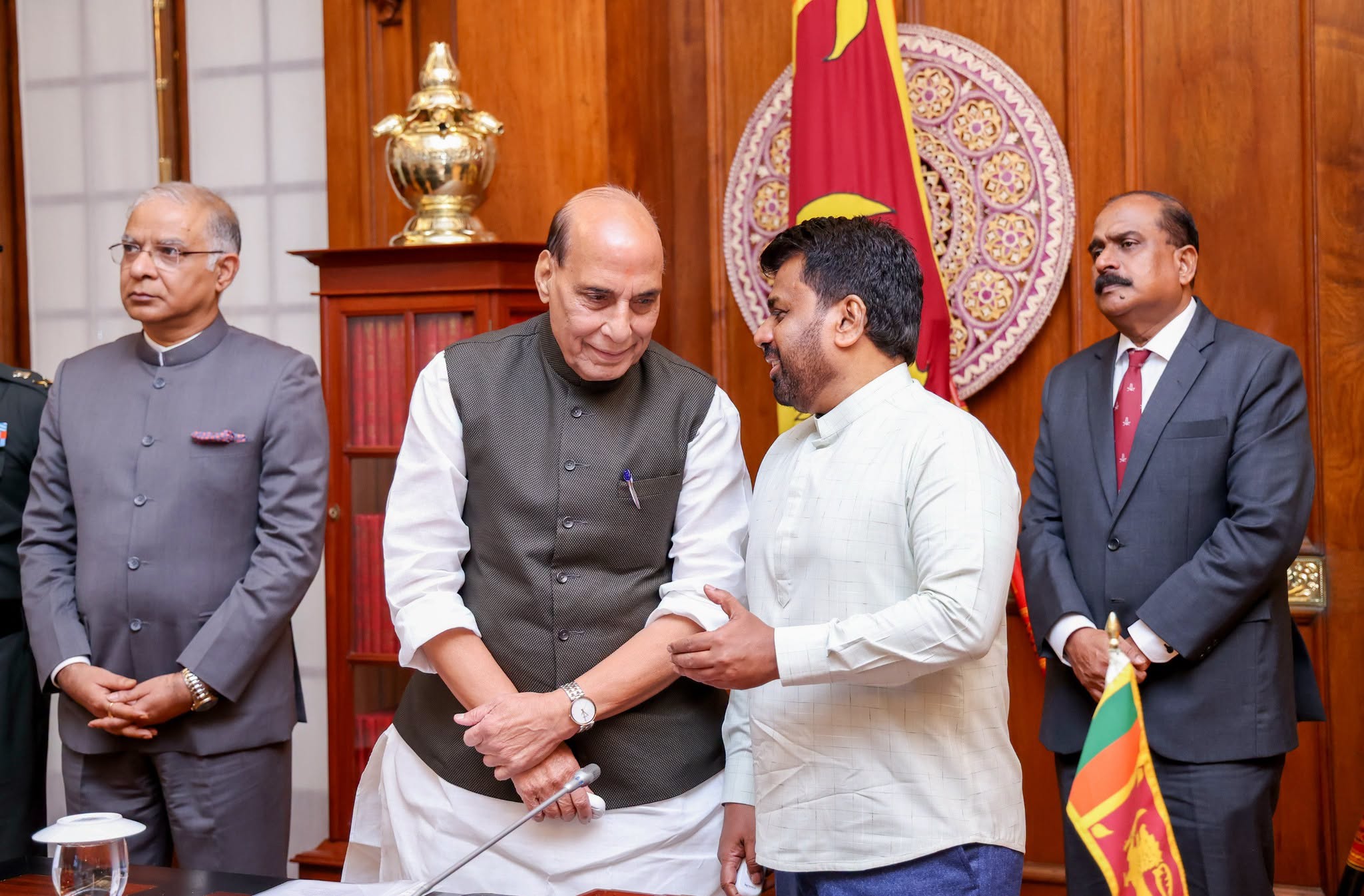 Visiting Indian Defence Minister meets President Anura Kumara Dissanayake 