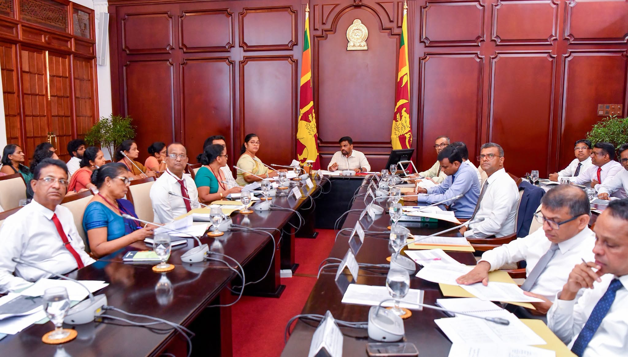 කාන්තා සහ ළමා කටයුතු අමාත්‍යාංශයේ අයවැය ප්‍රගති සමාලෝචනය ජනාධිපති ප්‍රධානත්වයෙන් 