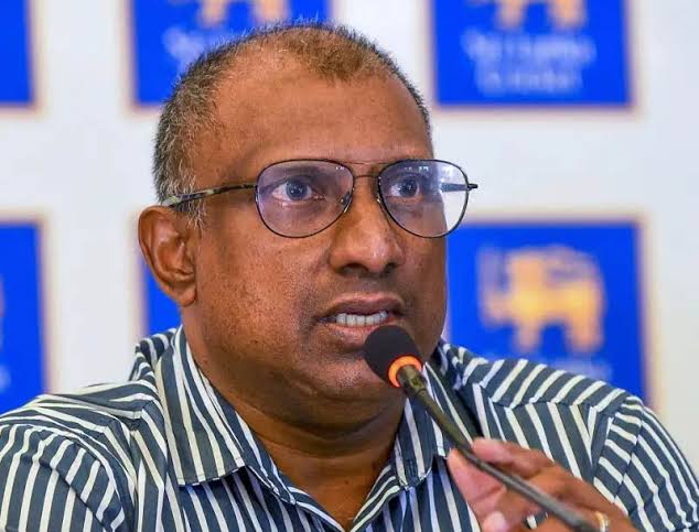 Court orders forfeiture of Rs. 40 million bail bonds signed by Aravinda de Silva and his wife