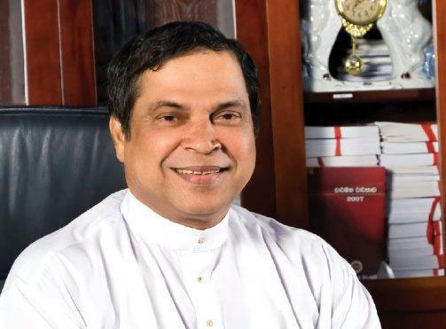 අත්අඩංගුවට ගත් හිටපු අමාත්‍ය පියසේන ගමගේ ඇප පිට නිදහස් කරයි