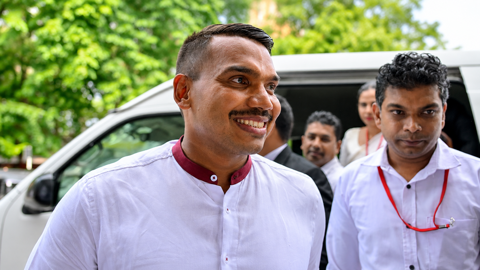නාමල් රාජපක්ෂ එයාර්බස් ගනුදෙනුවේ සැකකරුවෙකු ලෙස නම් කිරීමට නීතිපතිගෙන් උපදෙස්