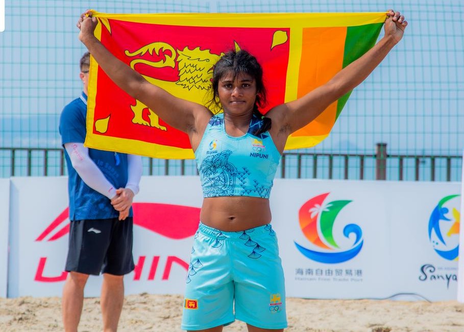 ආසියානු වෙරළ ක්‍රීඩා උළෙලේදී නිපුනි රන් පදක්කමක් දිනයි 