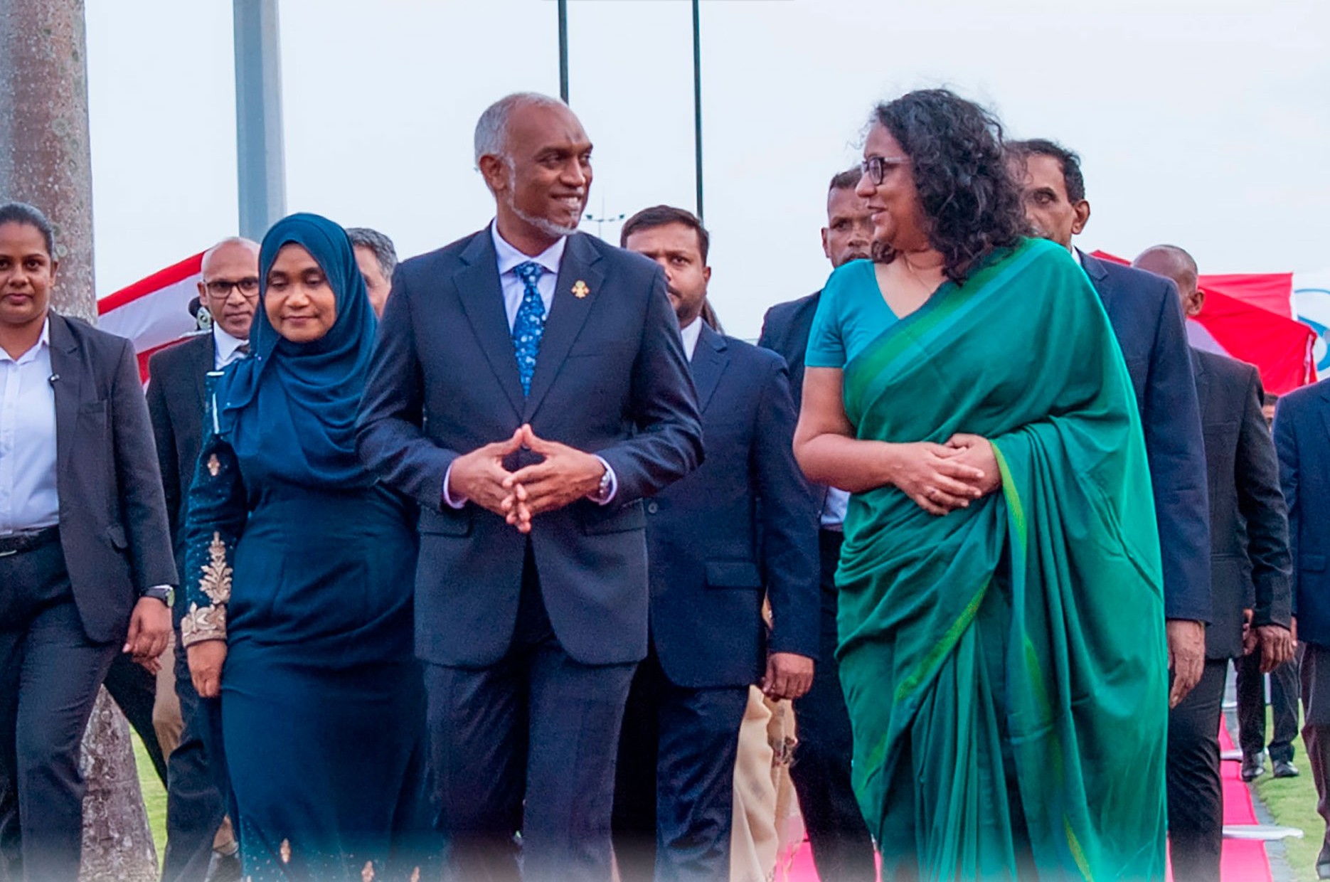සති අන්තයේ පුවත් සාරාංශ - මැයි 4 