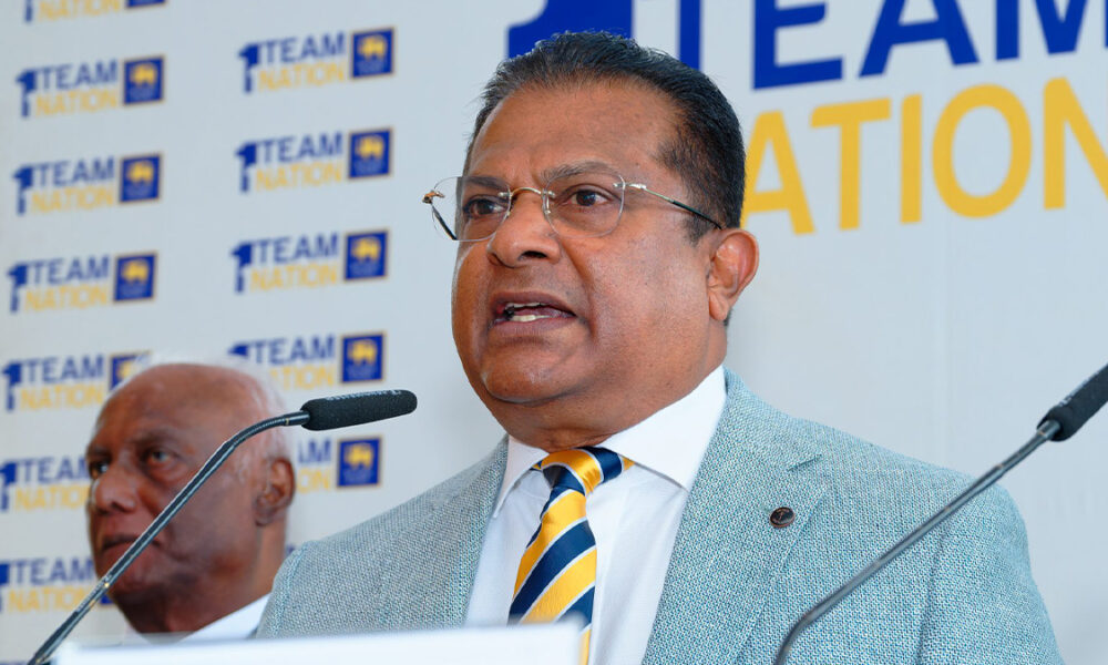 ශම්මි සිල්වා ඇතුළු ක්‍රිකට් පරිපාලනය ඉල්ලා අස්වෙයි